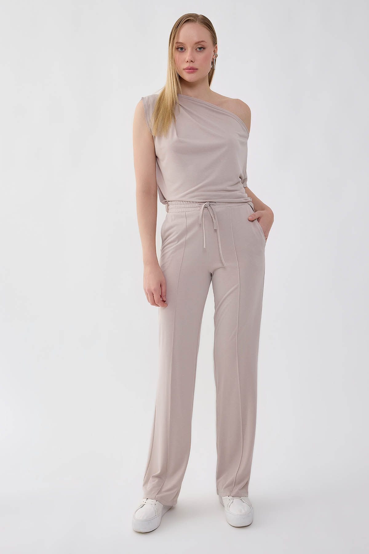 Önü Dikişli Beli Lastikli Rahat Pantolon - Thumbnail