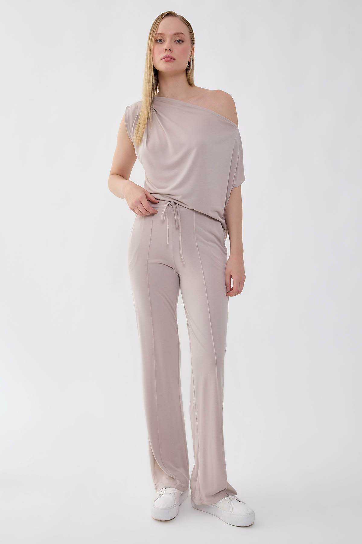 Önü Dikişli Beli Lastikli Rahat Pantolon - Thumbnail