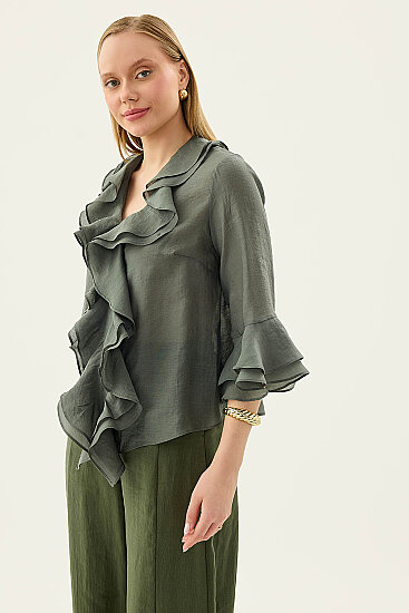 Önü Düğmeli Fırfırlı Bluz - 3