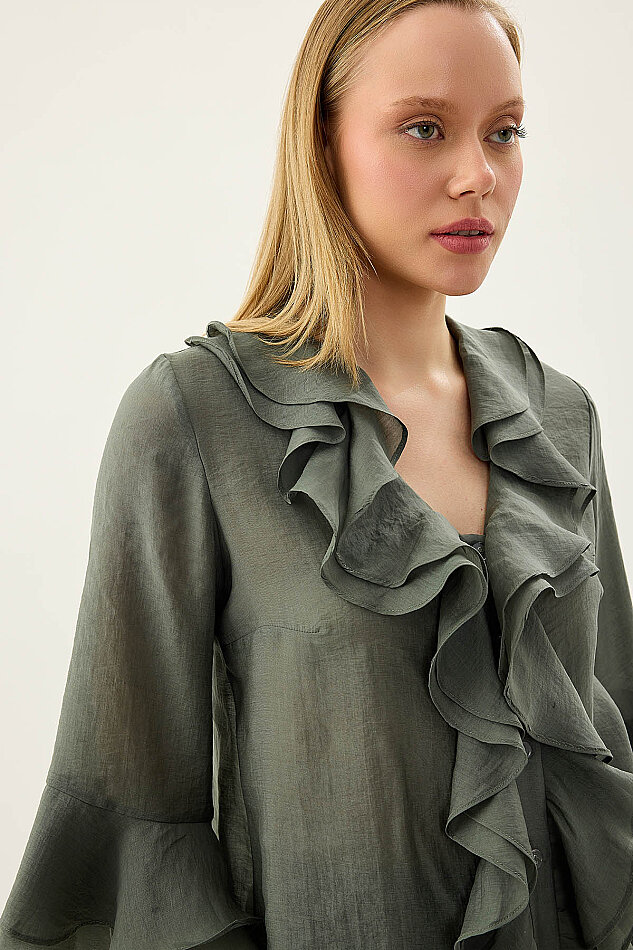 Önü Düğmeli Fırfırlı Bluz - 7