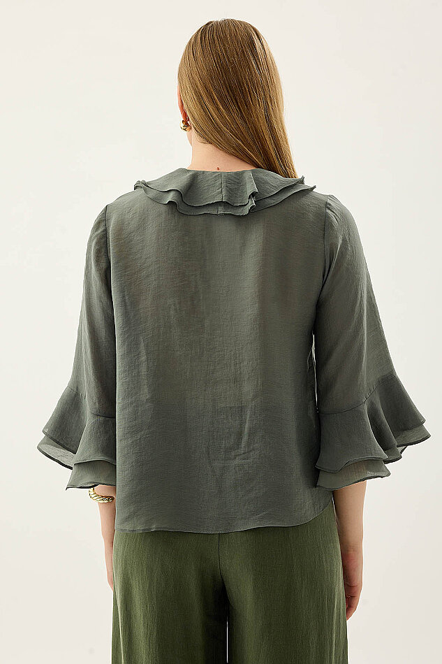 Önü Düğmeli Fırfırlı Bluz - 5