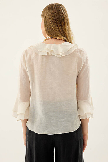 Önü Düğmeli Fırfırlı Bluz - 11