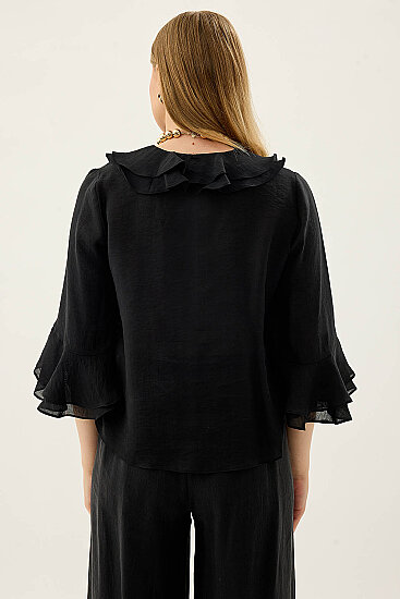 Önü Düğmeli Fırfırlı Bluz - 23