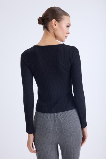 Önü Düğmeli Fitilli Uzun Kol Bluz - 5