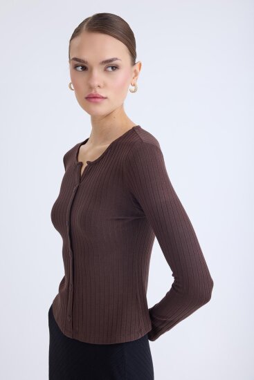 Önü Düğmeli Fitilli Uzun Kol Bluz - 20