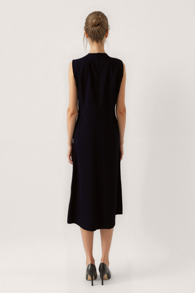 Önü Düğmeli Krinkıl Kumaş Sıfır Kol Elbise - 13