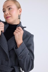 Önü Düğmeli Kuşaklı Kısa Kaşe Kaban - 60