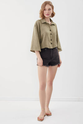 Önü Düğmeli Salaş Crop Gömlek (1)