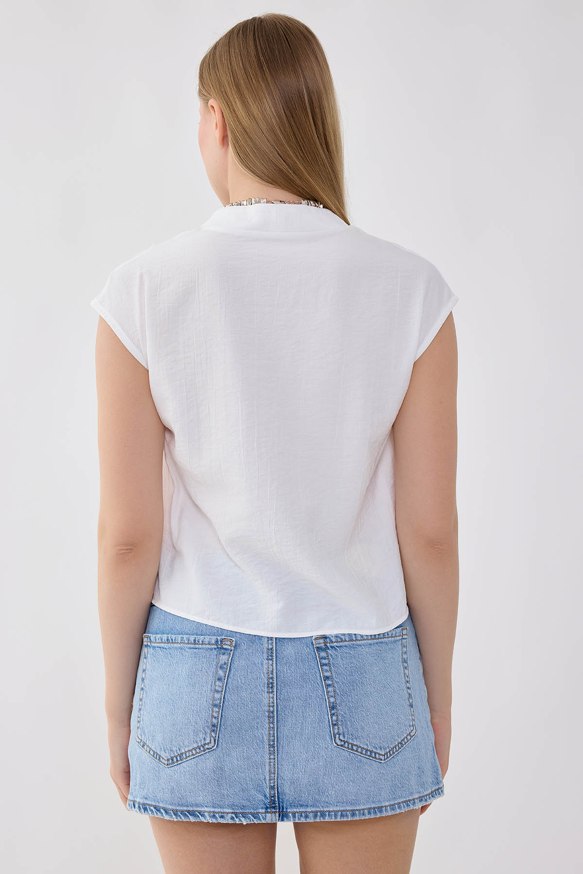 Önü Düğmeli V Yaka Bluz - Thumbnail