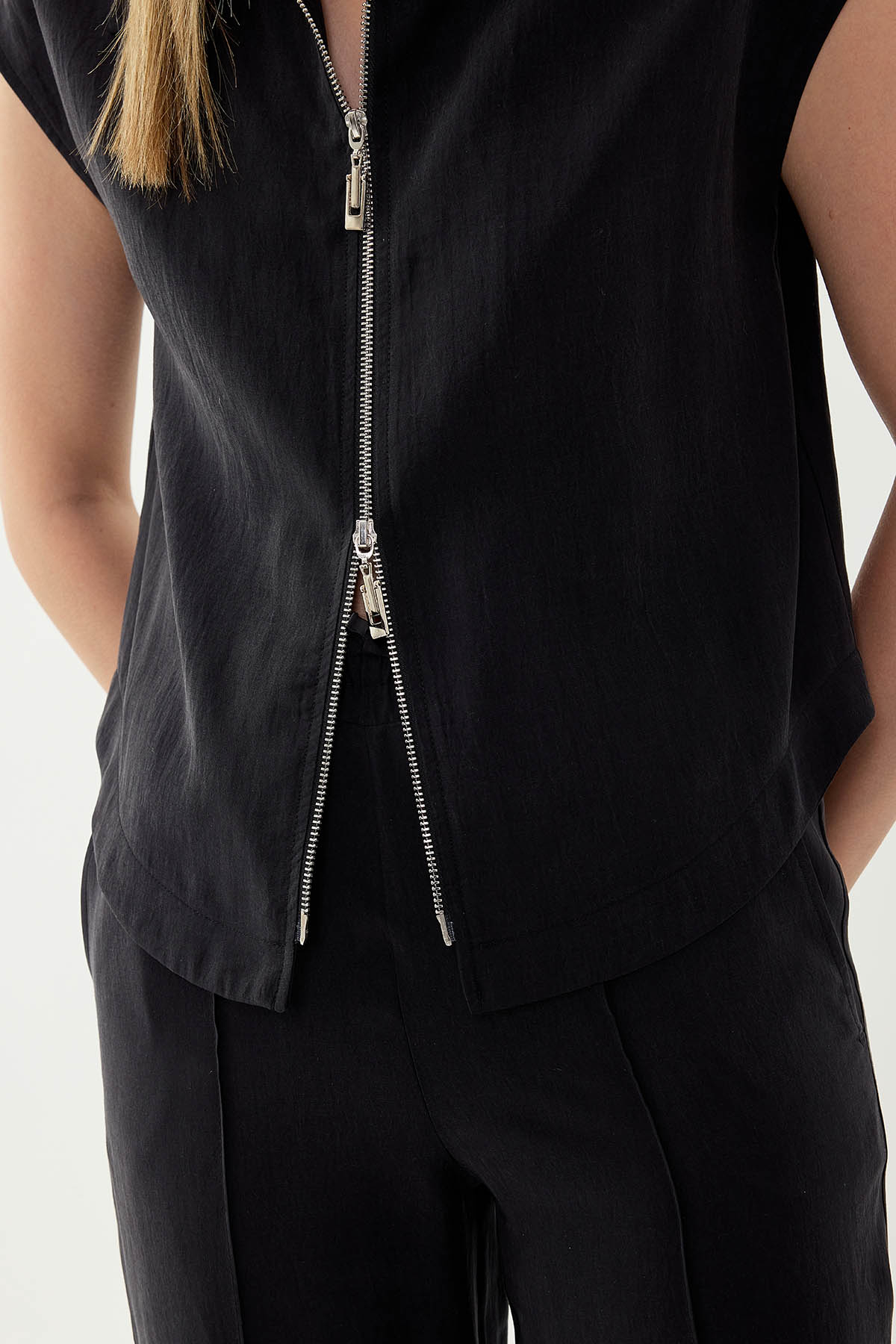 Önü Fermuarlı Bluz - Thumbnail