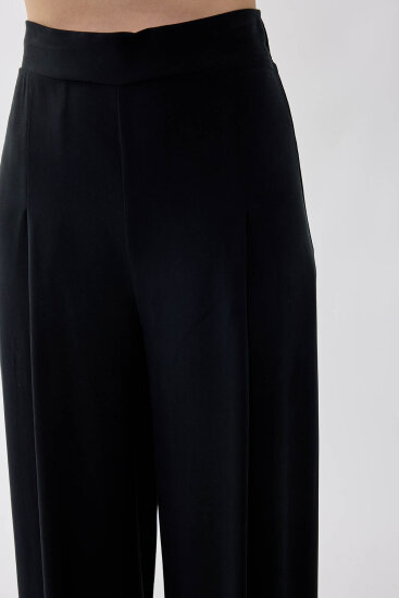 Önü Pileli Beli Lastikli Geniş Paça Palazzo Pantolon - 17