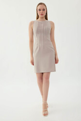 Önü Pileli Sıfır Kol Elbise (1)