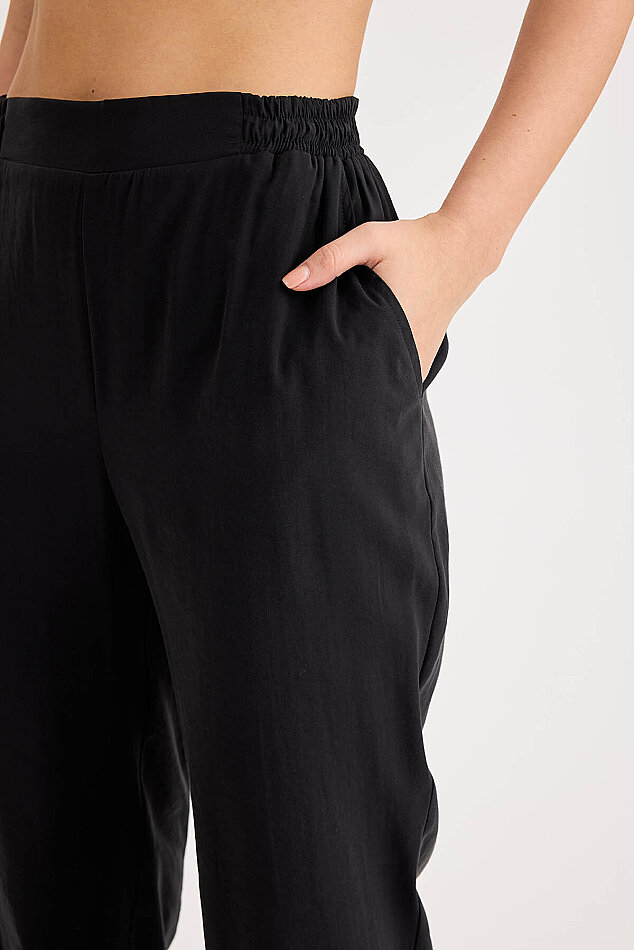 Paçası Pileli Beli Lastikli Pantolon - 15