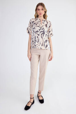 Parlak Kumaş Desenli Hakim Yaka Bluz - 2