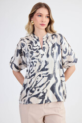 Parlak Kumaş Desenli Hakim Yaka Bluz - 16