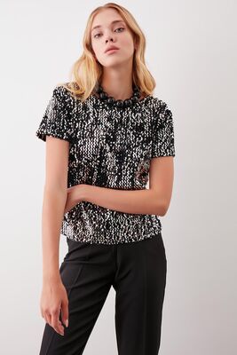 Pul Payetli Kısa Kol Bluz - Thumbnail (15)