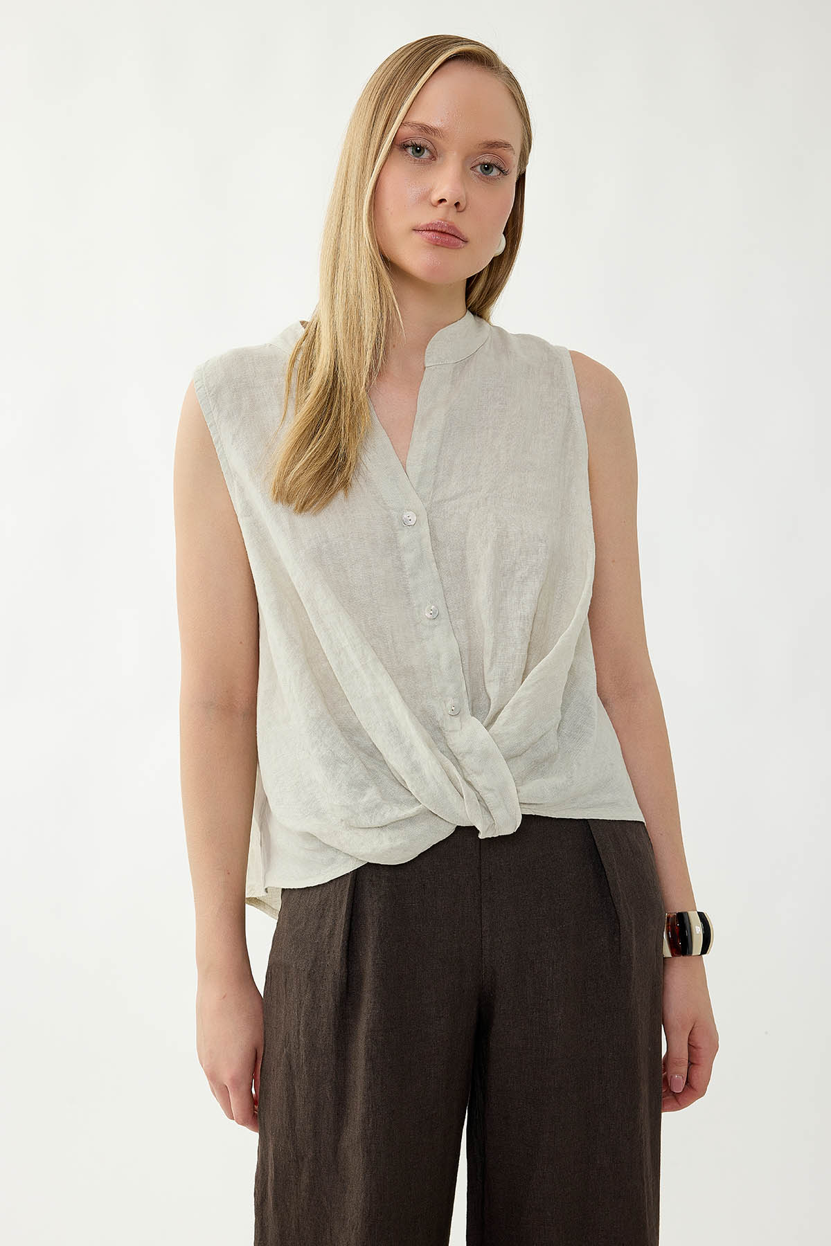 %100 Keten Sedef Düğme Önü Büzgülü Bluz - Thumbnail