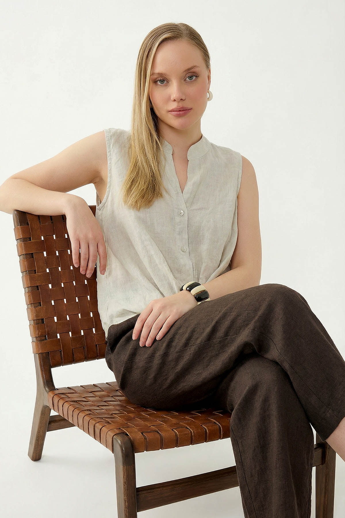 %100 Keten Sedef Düğme Önü Büzgülü Bluz - Thumbnail