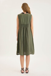 Sedef Düğmeli Sıfır Kol Keten Elbise - 12