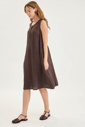 Sedef Düğmeli Sıfır Kol Keten Elbise - 16