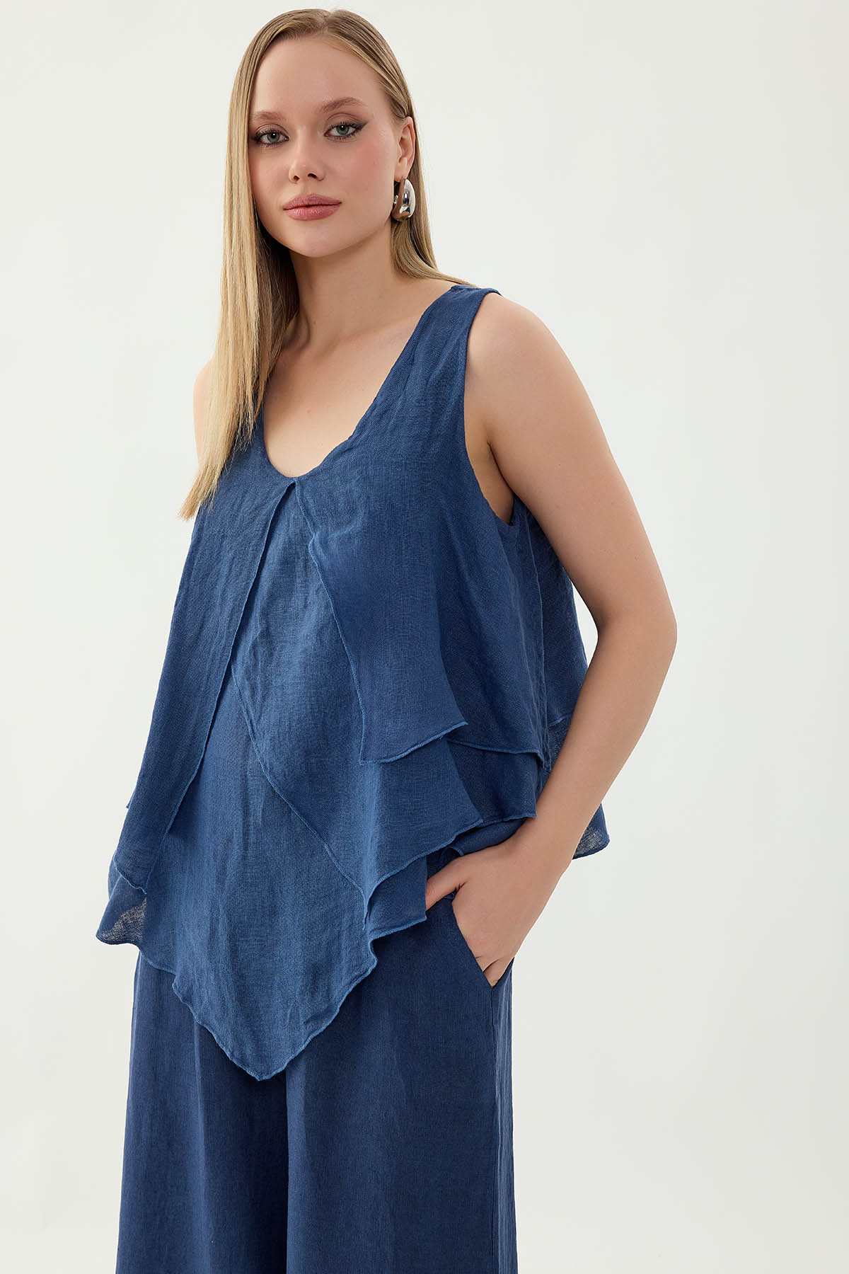 %100 Keten Sıfır Kol Dökümlü Bluz - Thumbnail