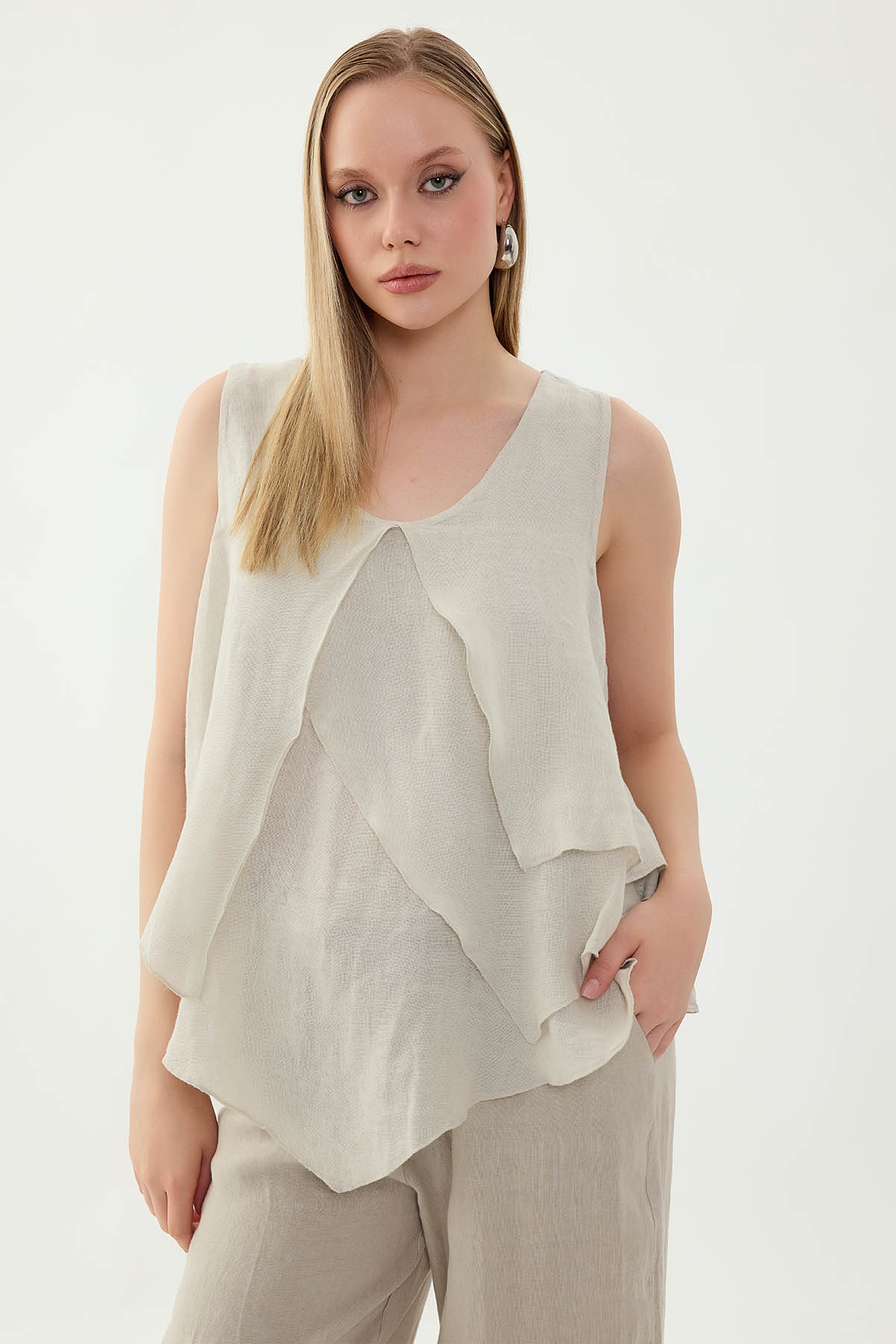 %100 Keten Sıfır Kol Dökümlü Bluz - Thumbnail