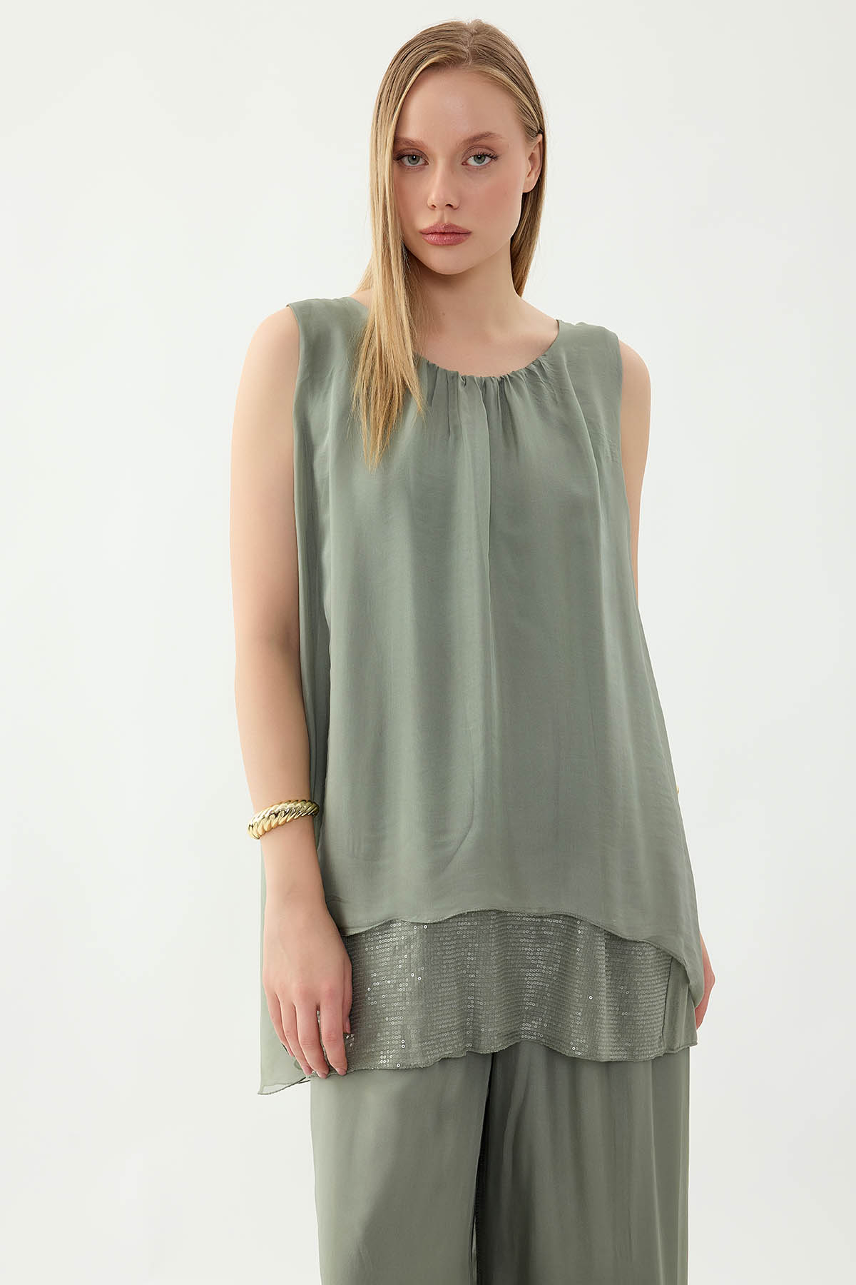 Sıfır Kol Etek Ucu Pullu İpek Bluz - Thumbnail