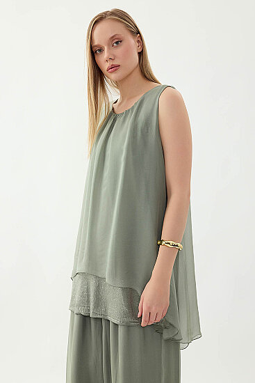 Sıfır Kol Etek Ucu Pullu İpek Bluz - 18