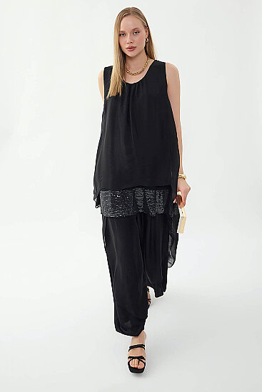 Sıfır Kol Etek Ucu Pullu İpek Bluz - 29