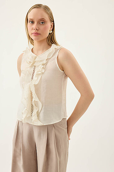 Sıfır Kol Fırfır Ve Güpür Detaylı Bluz - 1