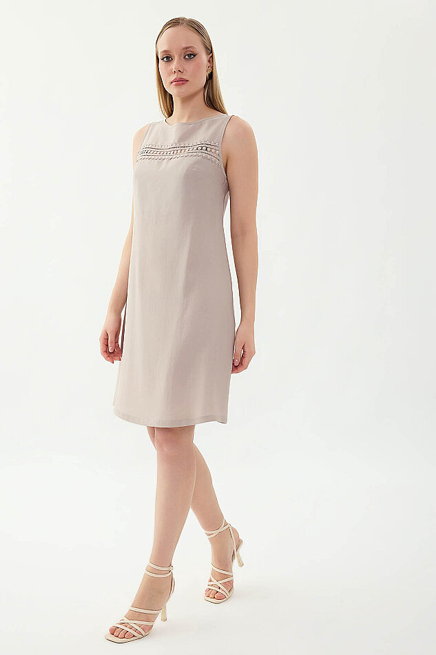 Sıfır Kol Güpürlü Elbise - 8