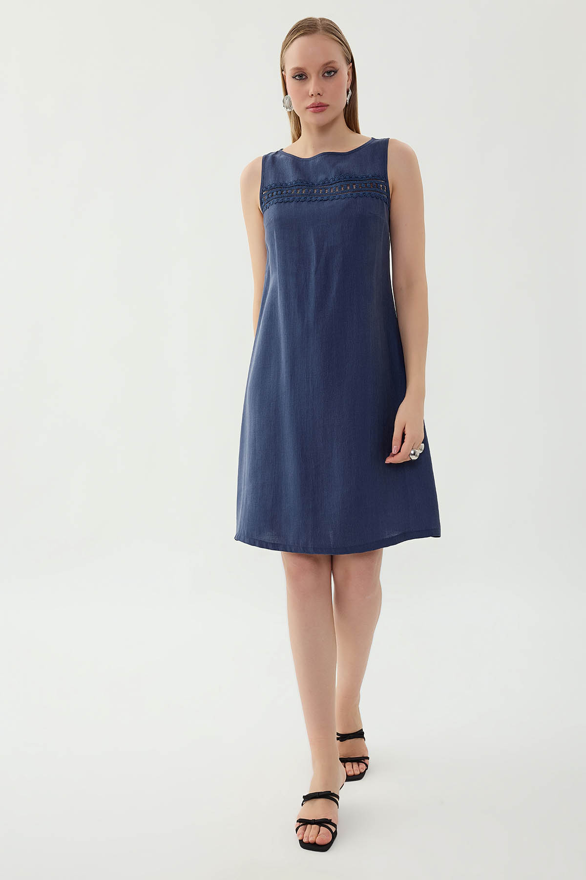 Sıfır Kol Güpürlü Elbise - Thumbnail