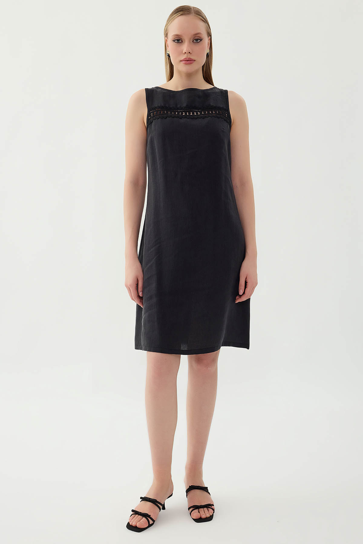 Sıfır Kol Güpürlü Elbise - Thumbnail