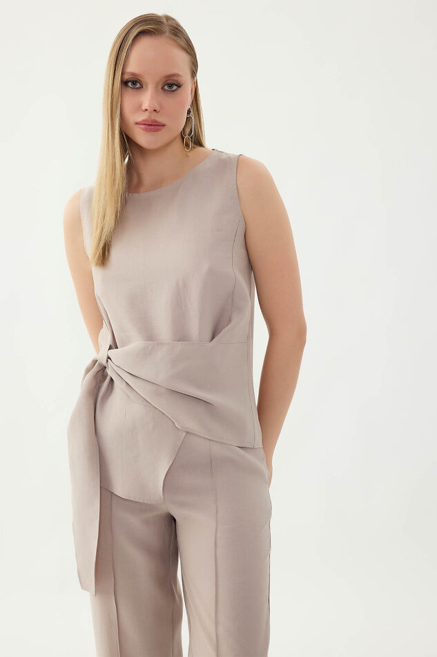 Sıfır Kol Önü Detaylı Bluz - 2