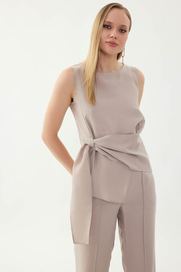 Sıfır Kol Önü Detaylı Bluz - 5