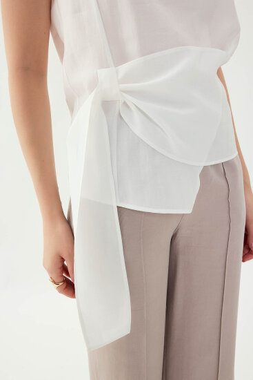 Sıfır Kol Önü Detaylı Bluz - 15