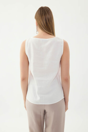 Sıfır Kol Önü Detaylı Bluz - 12