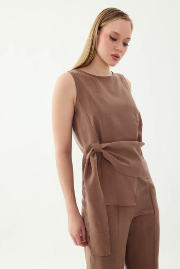 Sıfır Kol Önü Detaylı Bluz - 28