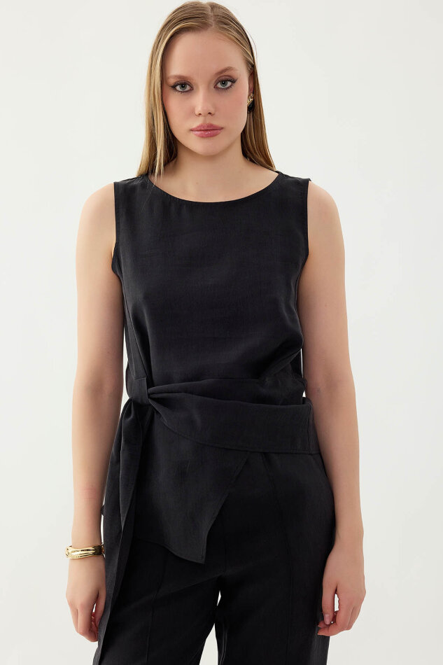 Sıfır Kol Önü Detaylı Bluz - 30