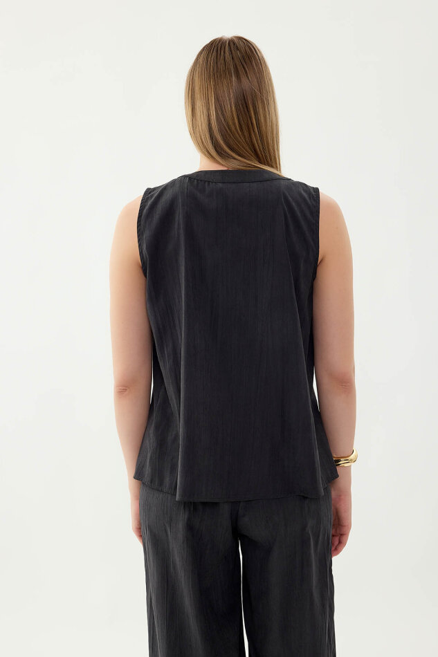 Sıfır Kol Önü Düğmeli Bluz - 23