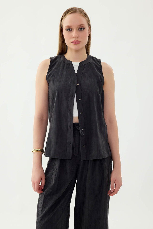 Sıfır Kol Önü Düğmeli Bluz - 19