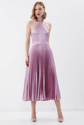 Sırt Dekolteli Boyundan Bağlamalı Piliseli Elbise - 8