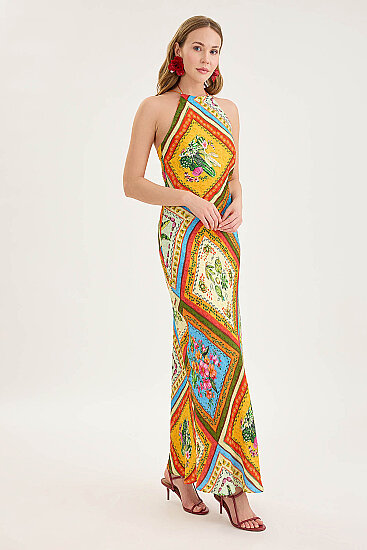 Sırt Dekolteli Desenli Saten Elbise - 4