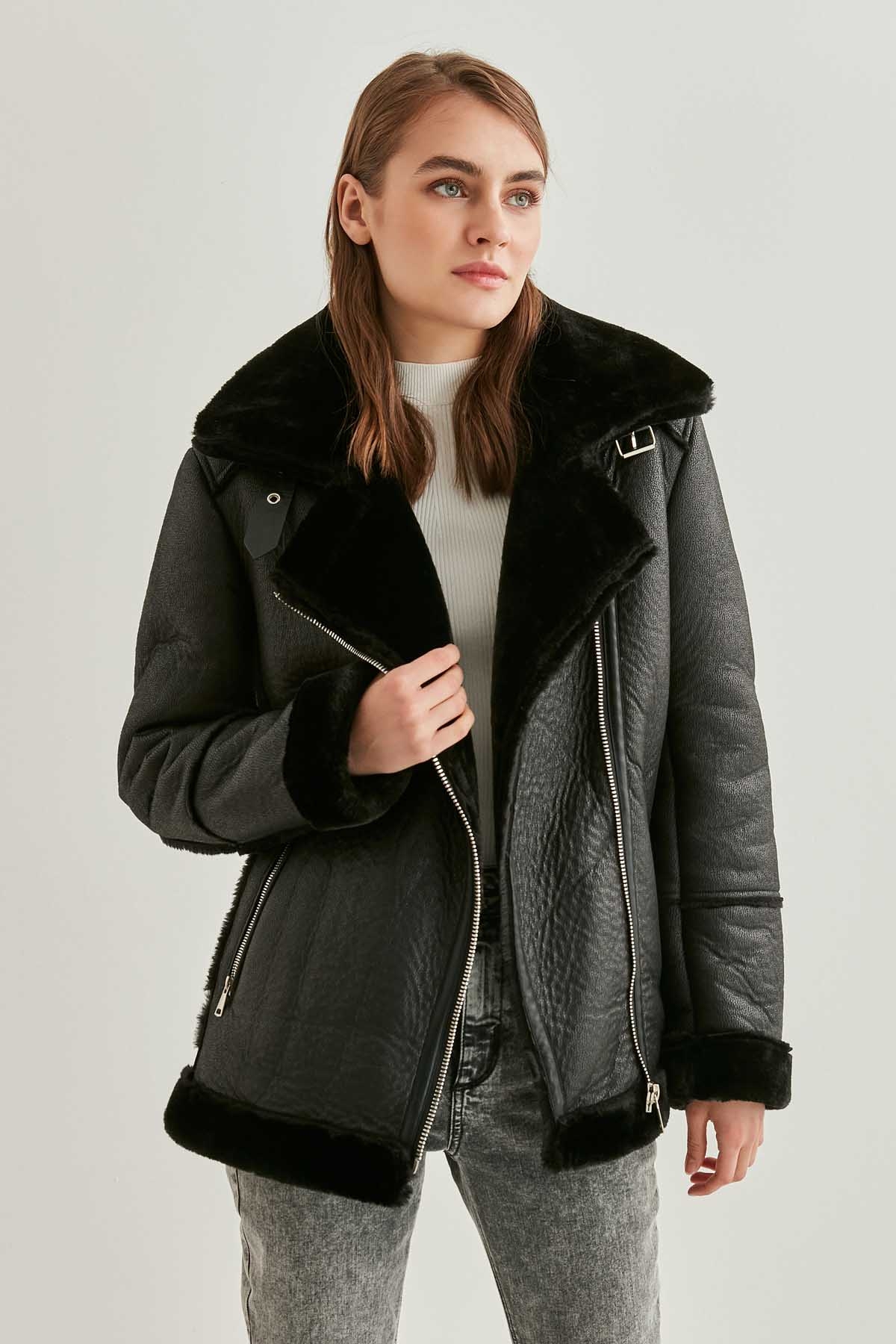 Siyah Dışı Mat Kürklü Suni Deri Ceket - Thumbnail