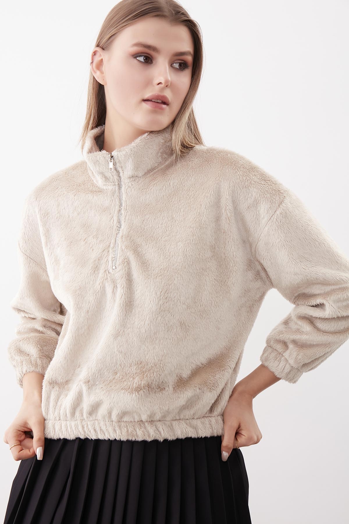 Fermuarlı Dik Yaka Peluş Sweat - Thumbnail