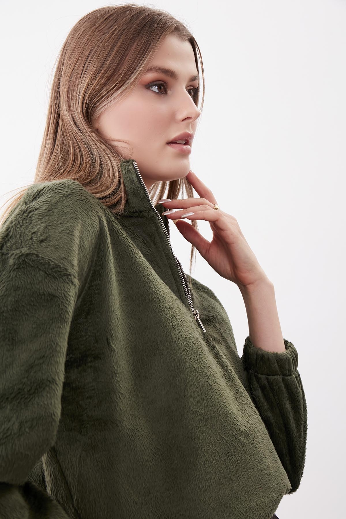 Fermuarlı Dik Yaka Peluş Sweat - Thumbnail