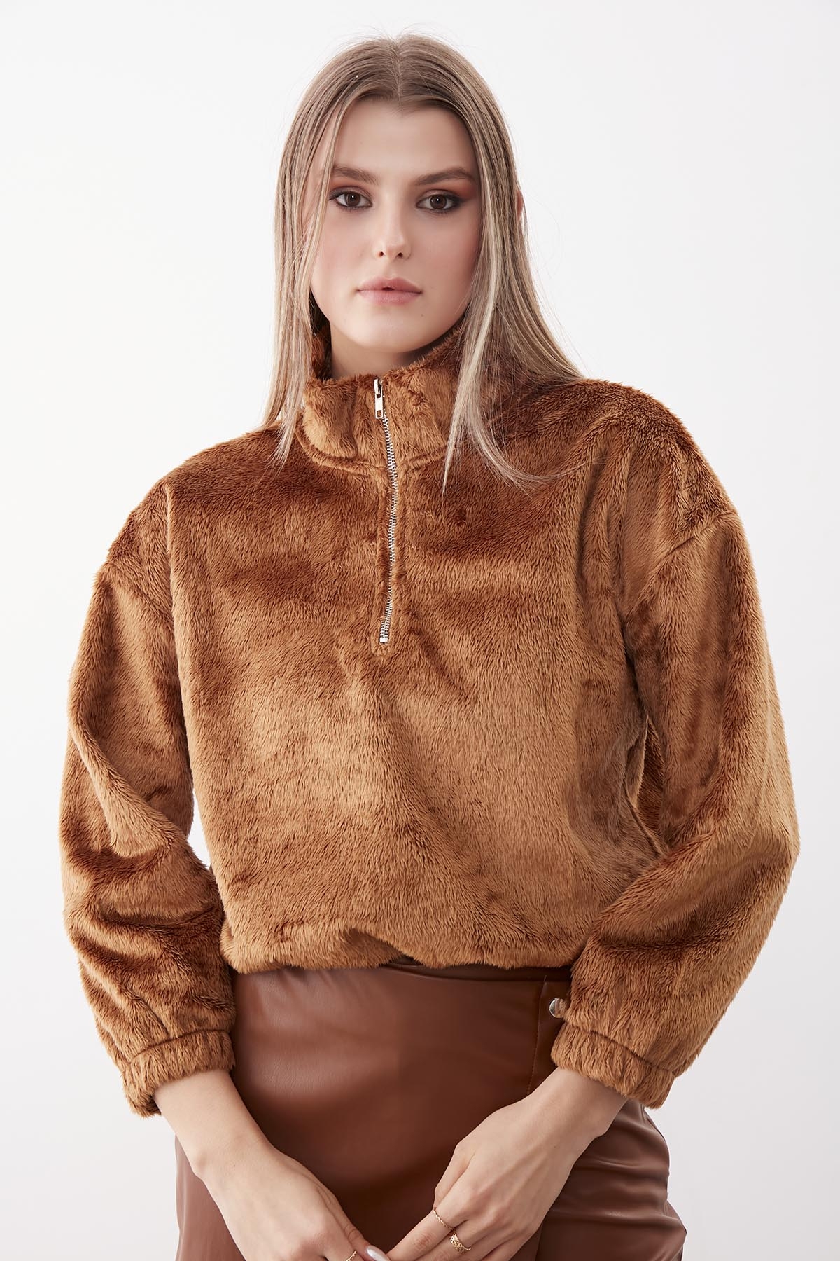 Fermuarlı Dik Yaka Peluş Sweat - Thumbnail