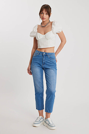 Slim Fit Crop Mom Jean - 7