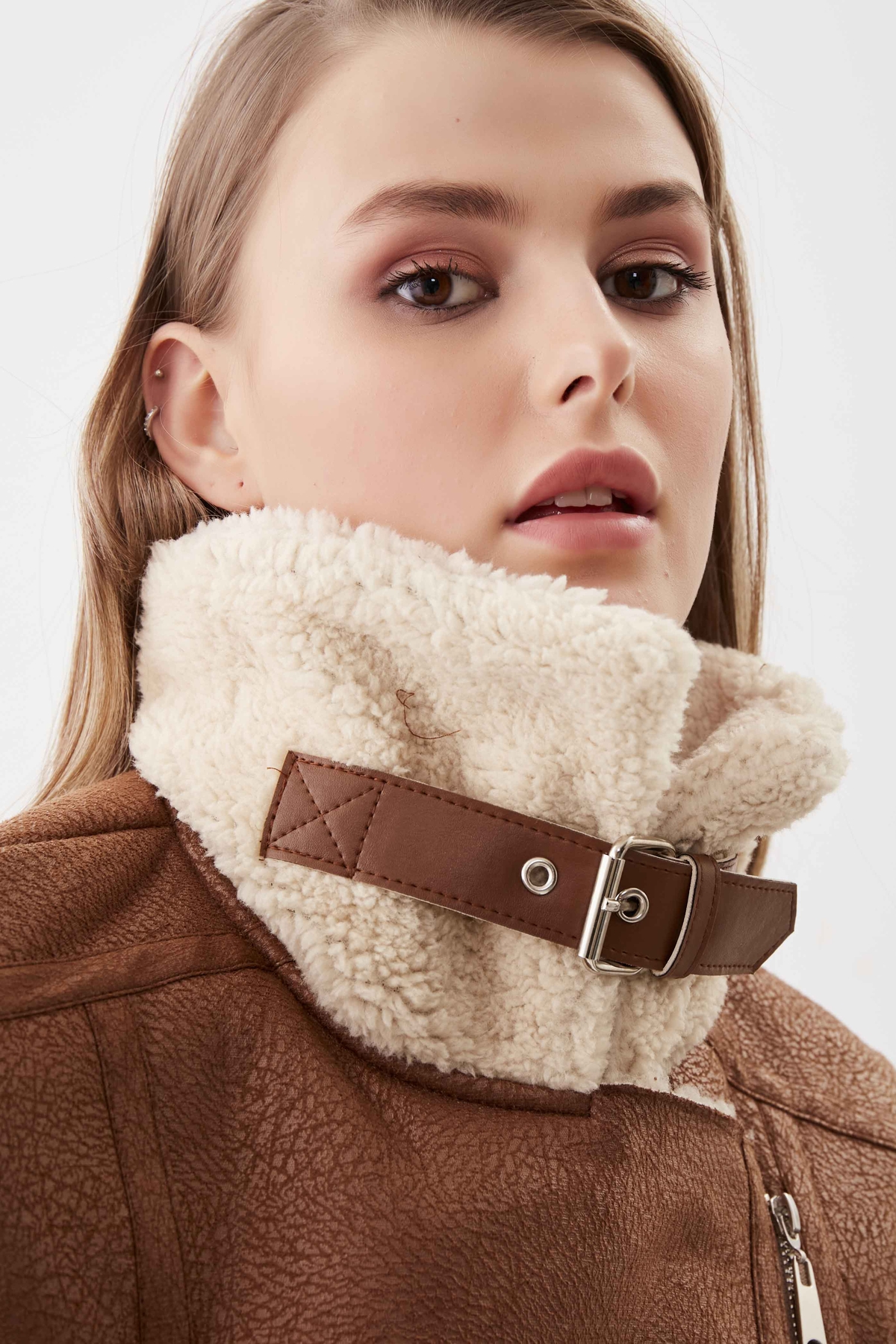 Suni Deri Kemer Detaylı Kürklü Biker Ceket - Thumbnail