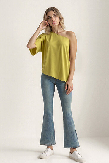 Tek Omuz Kayık Yaka Bluz - 33